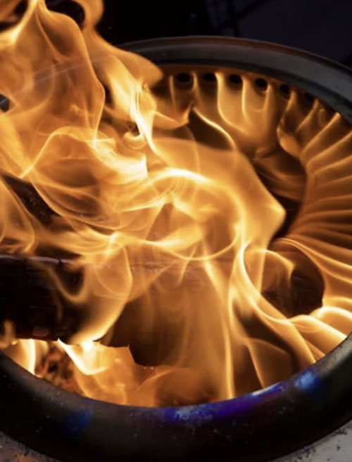 二次燃焼ストーブ完備