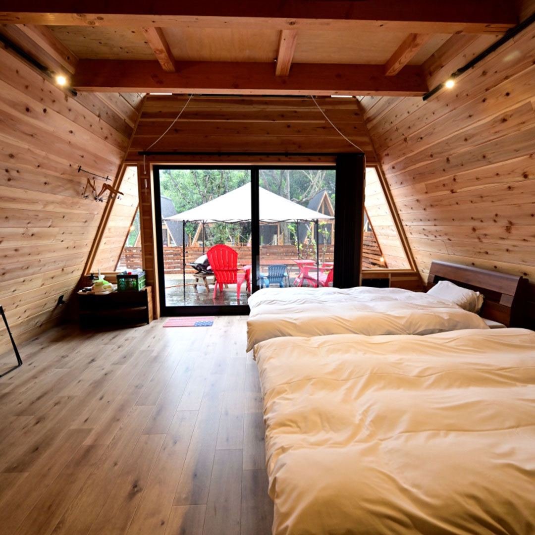 THE FOREST OCEAN VIEW 館山 | THE DOG DEPT GARDEN RESORT 南房総 キャンプハウス
